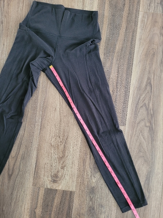 Black TNA Golden Stretch Leggings - With Pockets - Picture 5 of 7